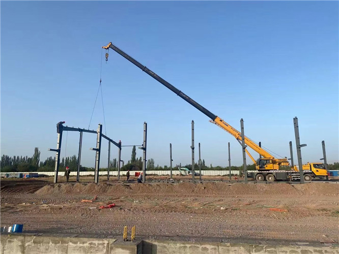 布拖县夜间、节假日作业是否有加价？加价比例多少？