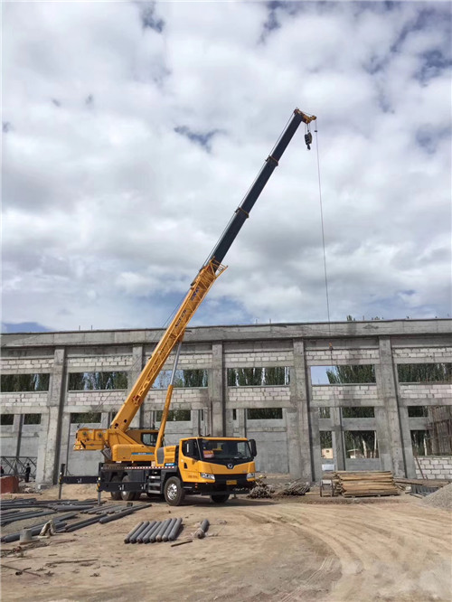 布拖县吊装作业前会做设备检查吗？安全保障措施有哪些？